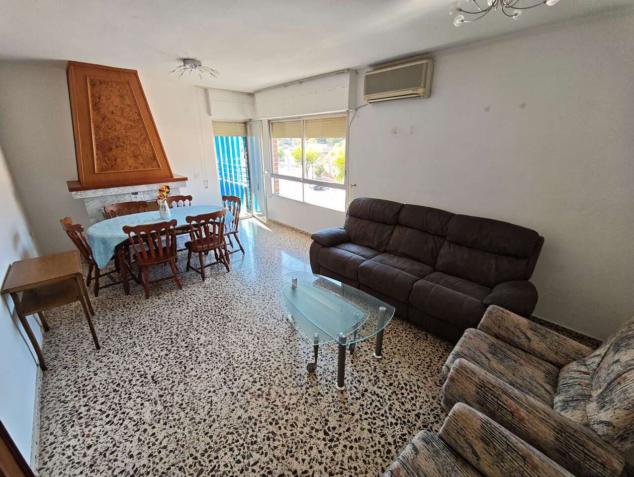 4 Bed, 2 Bath, ApartmentFor Sale, Salinas, Alicante