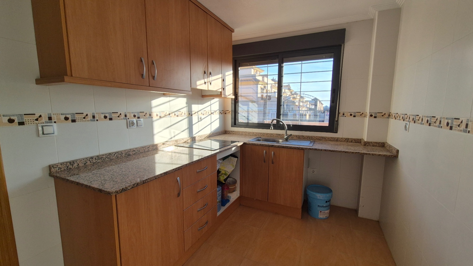3 Bed, 2 Bath, ApartmentFor Sale, Torrevieja, Alicante