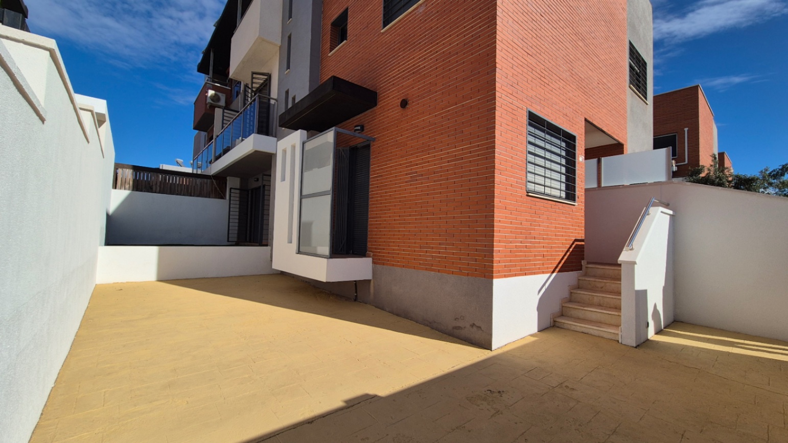 3 Bed, 2 Bath, ApartmentFor Sale, Torrevieja, Alicante