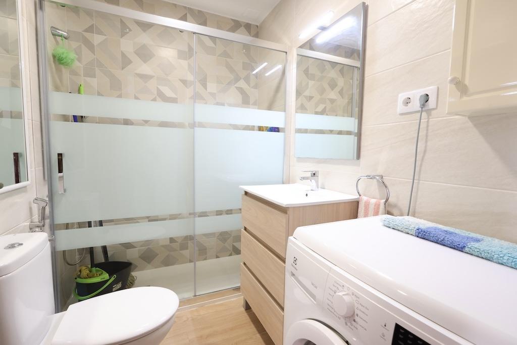 3 Bed, 1 Bath, ApartmentFor Sale, Torrevieja, Alicante