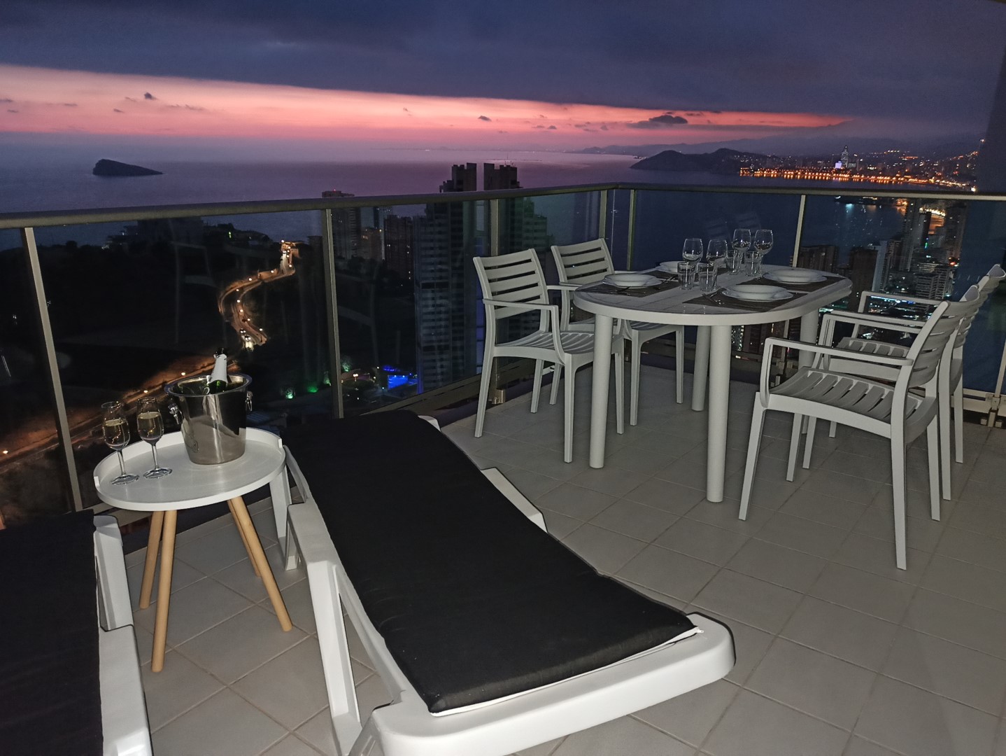 2 Bed, 2 Bath, ApartmentFor Sale, Benidorm, Alicante