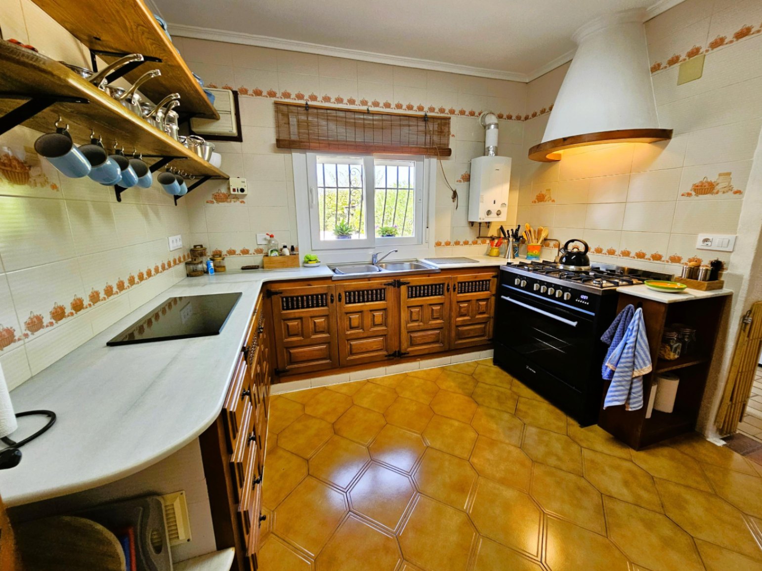 3 Bed, 2 Bath, HouseFor Sale, Javea, Alicante