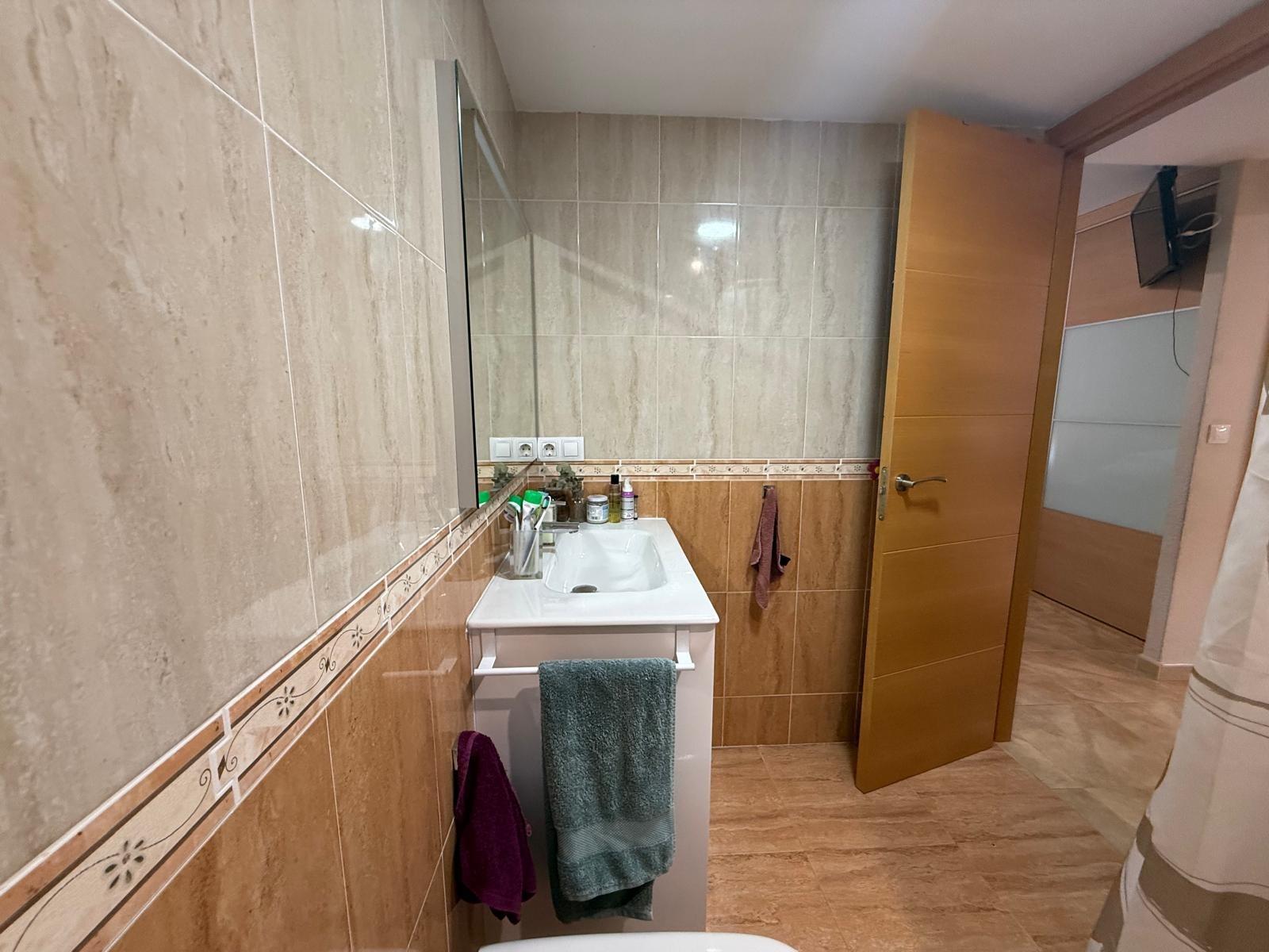 3 Bed, 2 Bath, ApartmentFor Sale, Benidorm, Alicante