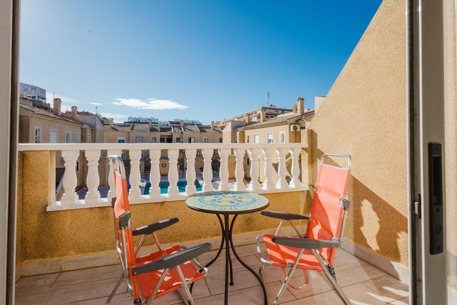 2 Bed, 1 Bath, HouseFor Sale, Torrevieja, Alicante