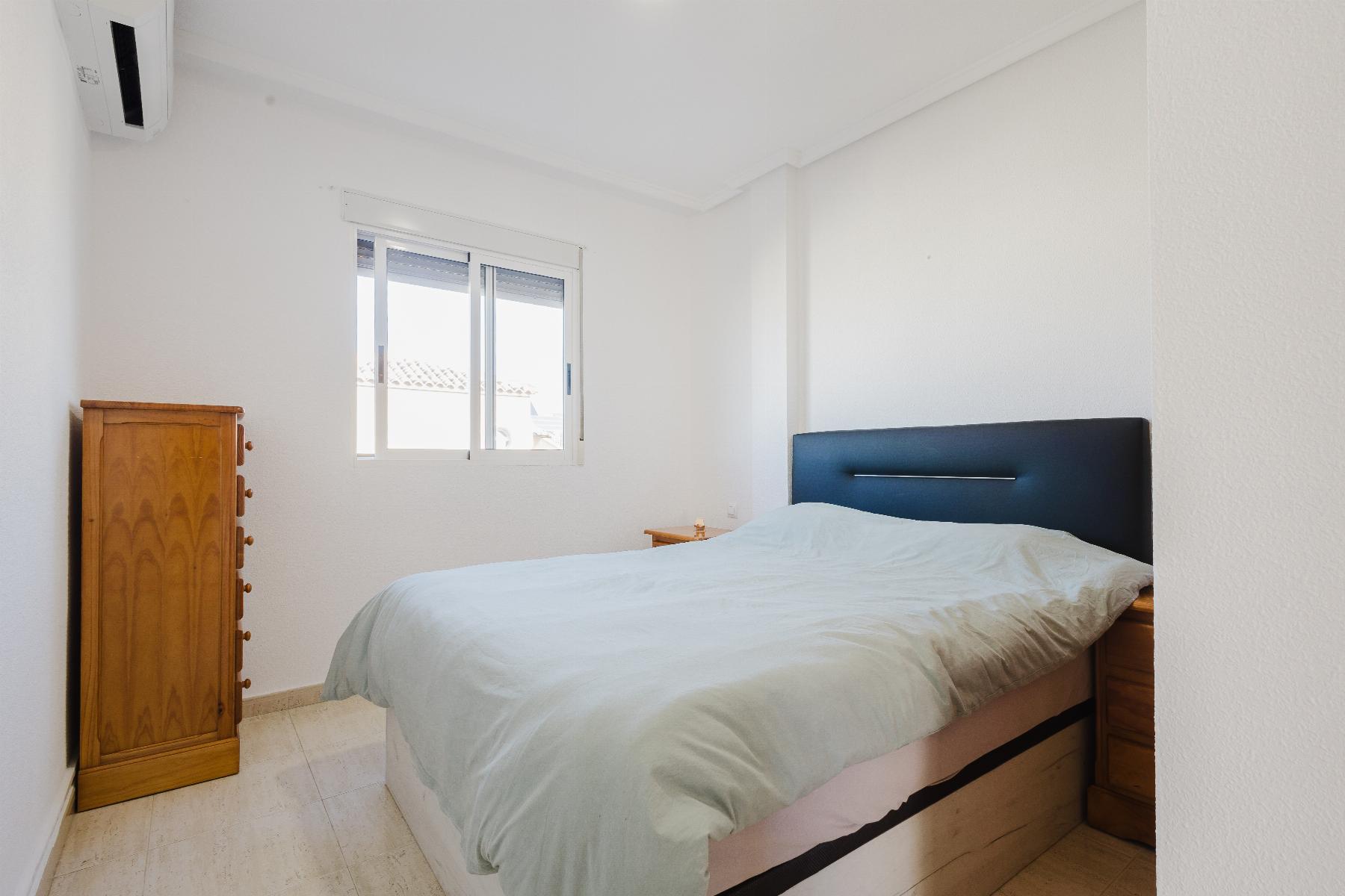 2 Bed, 1 Bath, HouseFor Sale, Torrevieja, Alicante