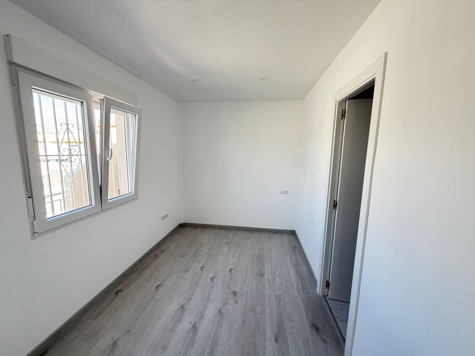 4 Bed, 4 Bath, HouseFor Sale, Torrevieja, Alicante