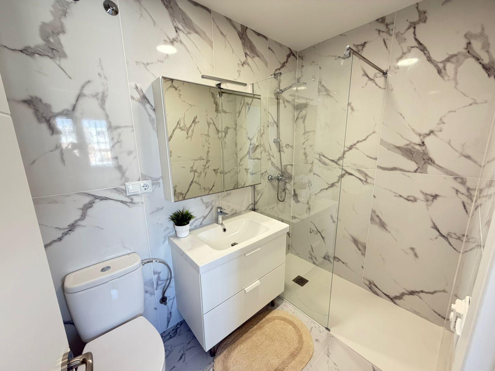 4 Bed, 4 Bath, HouseFor Sale, Torrevieja, Alicante