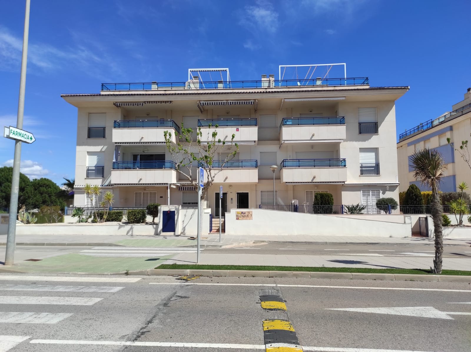 2 Bed, 1 Bath, ApartmentFor Sale, Mil Palmeras, Alicante