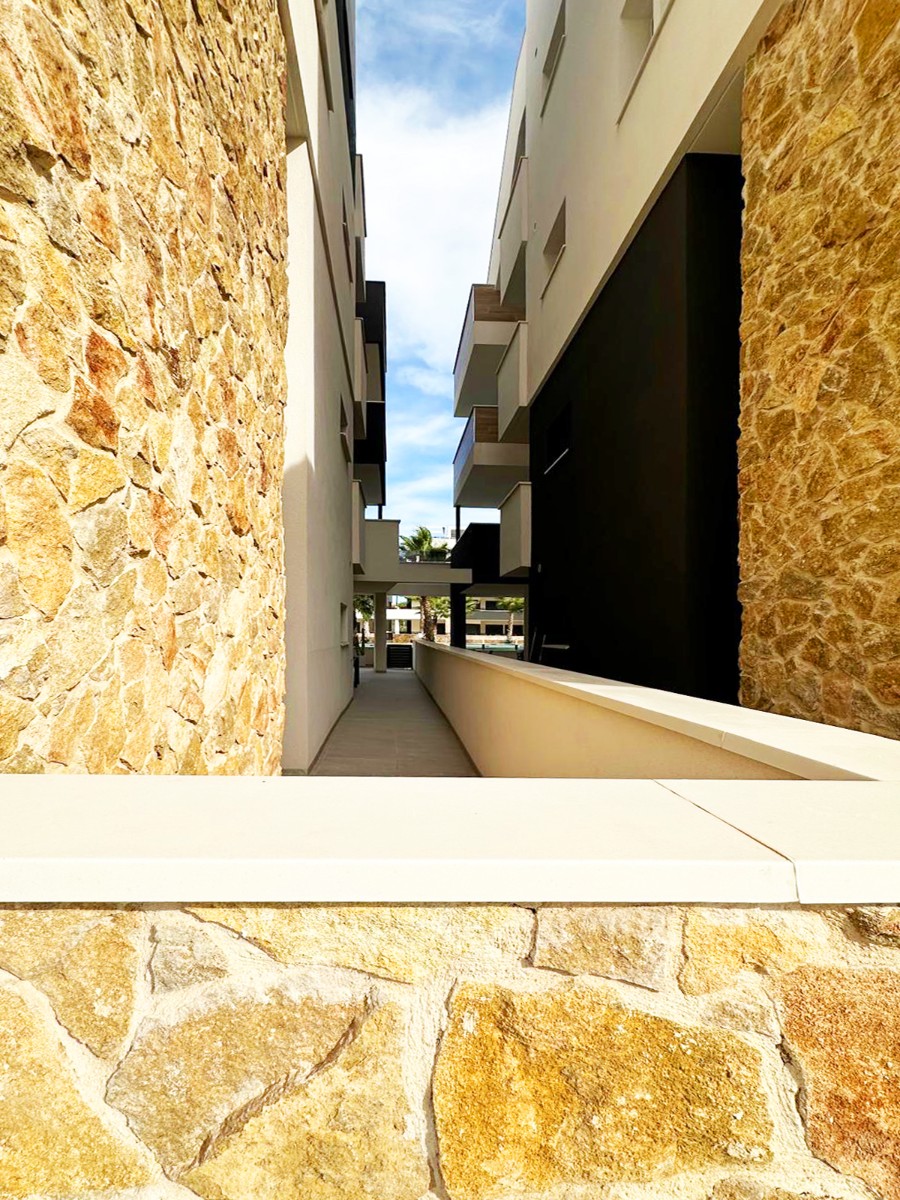 2 Bed, 2 Bath, ApartmentFor Sale, Torrevieja, Alicante