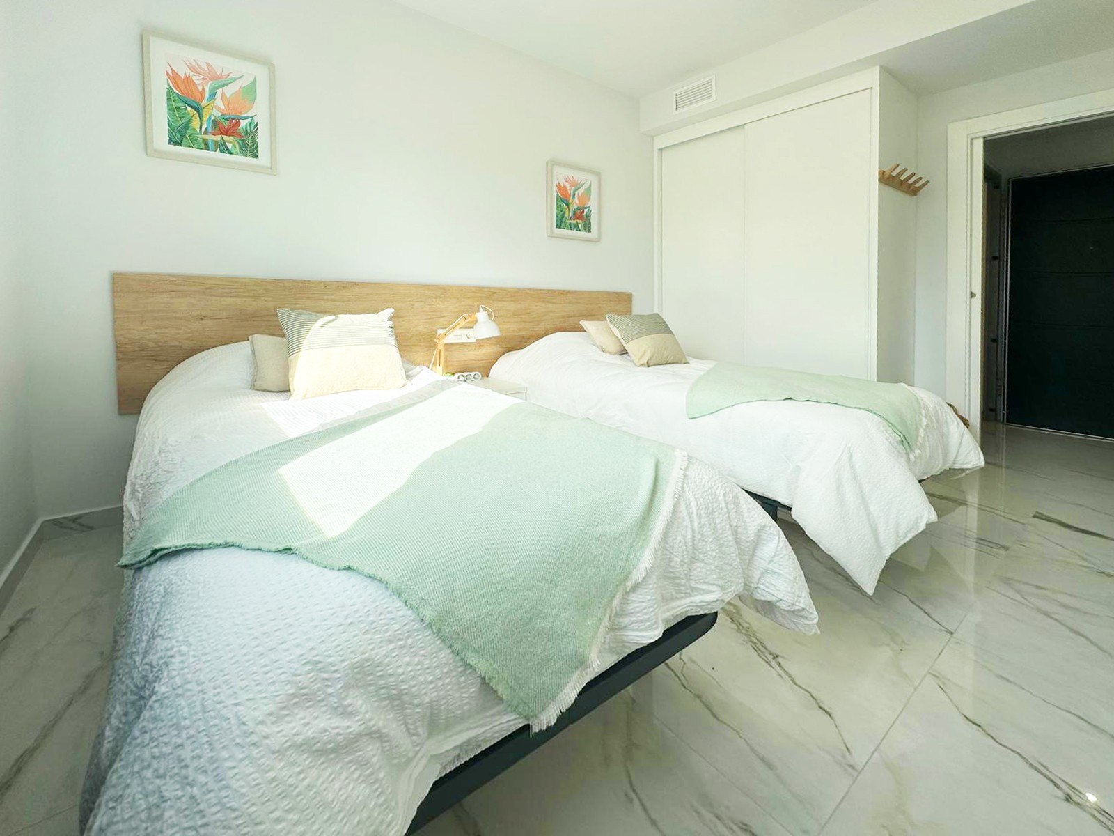 2 Bed, 2 Bath, ApartmentFor Sale, Torrevieja, Alicante