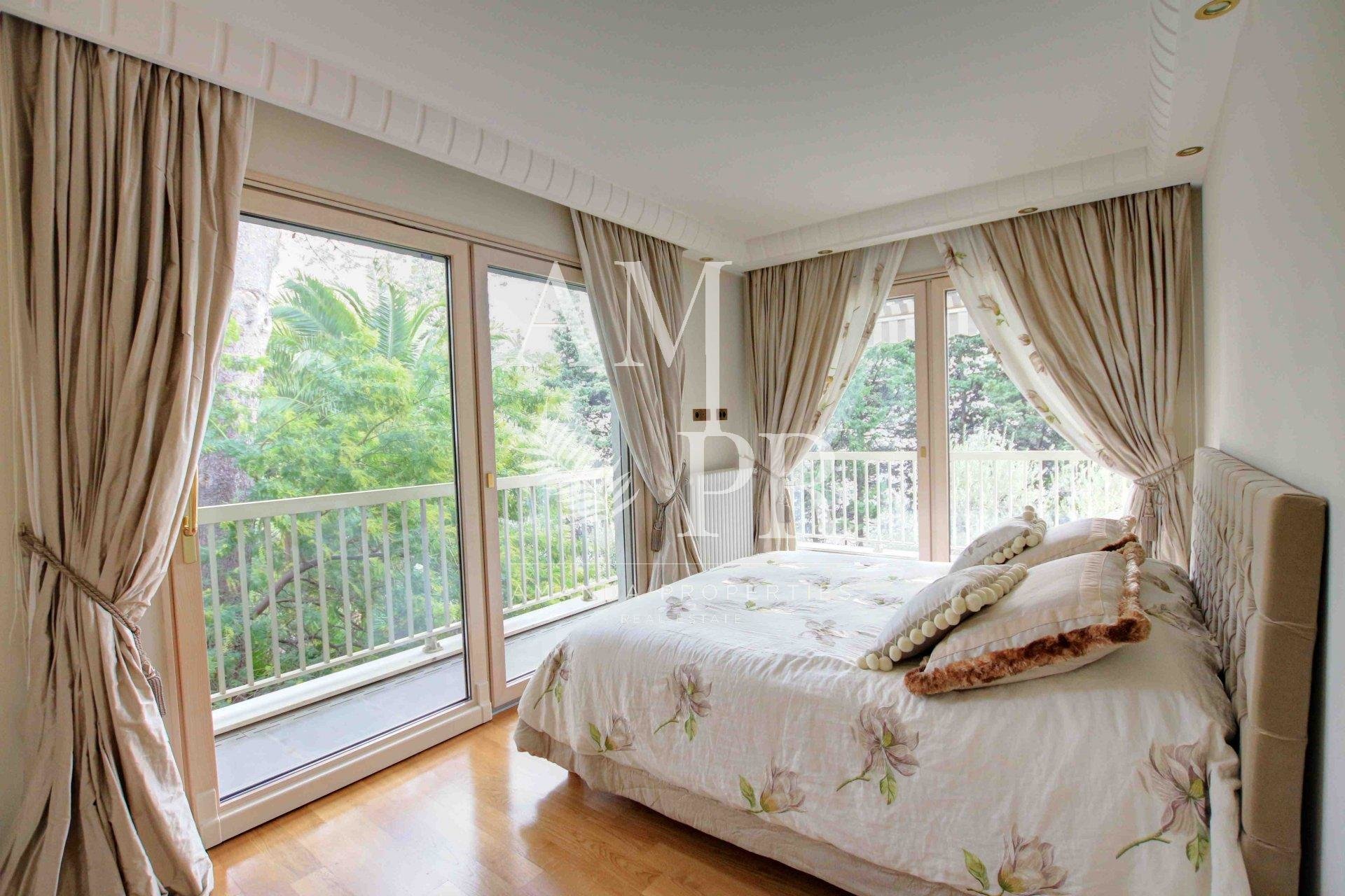 4 avenue de l'Amiral Wester Wemyss, Cannes, 06, 06400, 6 Bedrooms Bedrooms, ,Flats / Apartments,For Sale,avenue de l'Amiral Wester Wemyss,274745