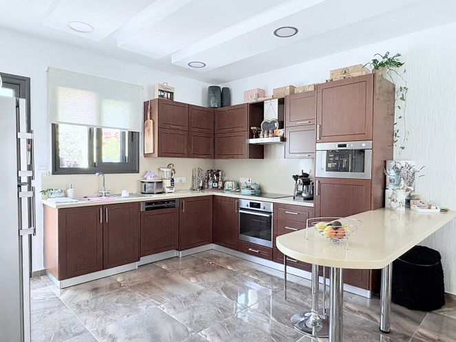 3 Bed, 2 Bath, HouseFor Sale, Paphos, Paphos