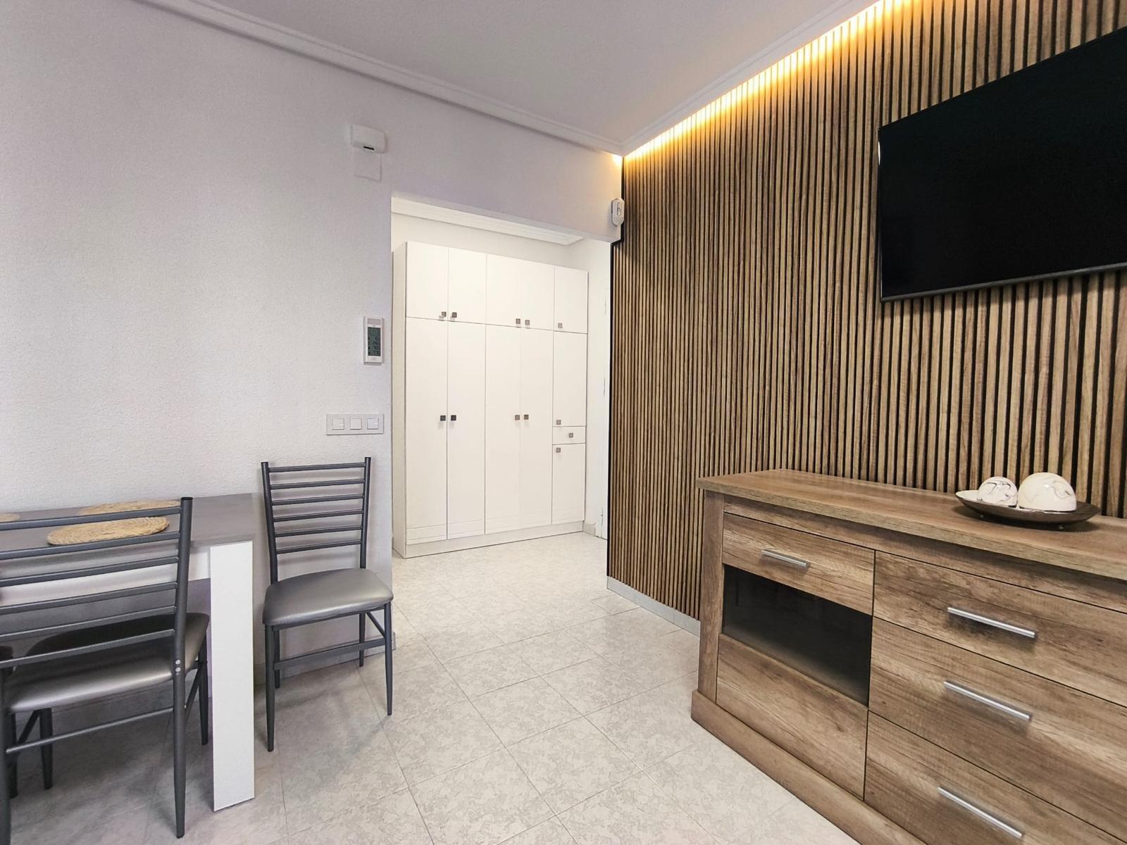 1 Bed, 1 Bath, ApartmentFor Sale, Torrevieja, Alicante