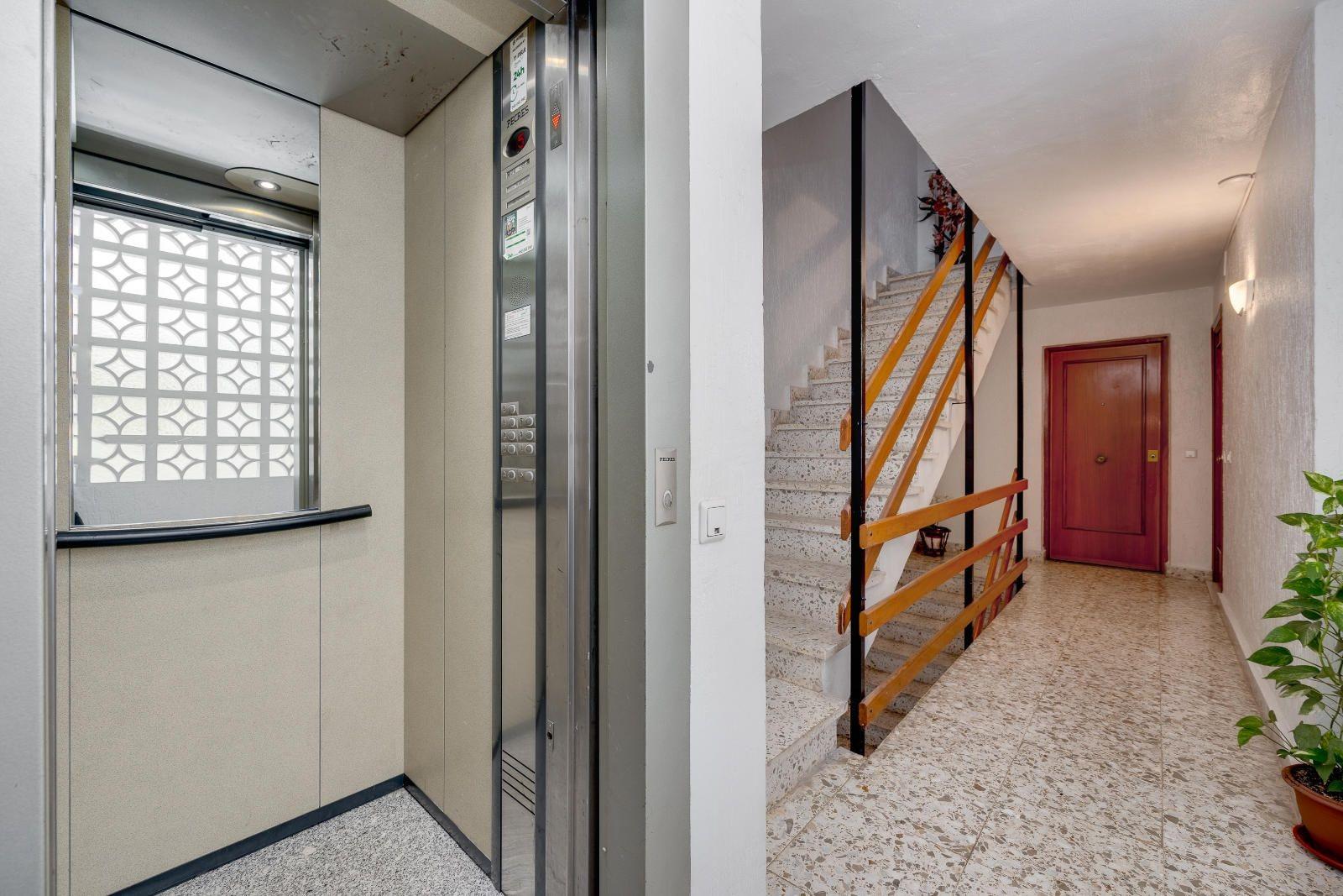 2 Bed, 2 Bath, ApartmentFor Sale, Torrevieja, Alicante