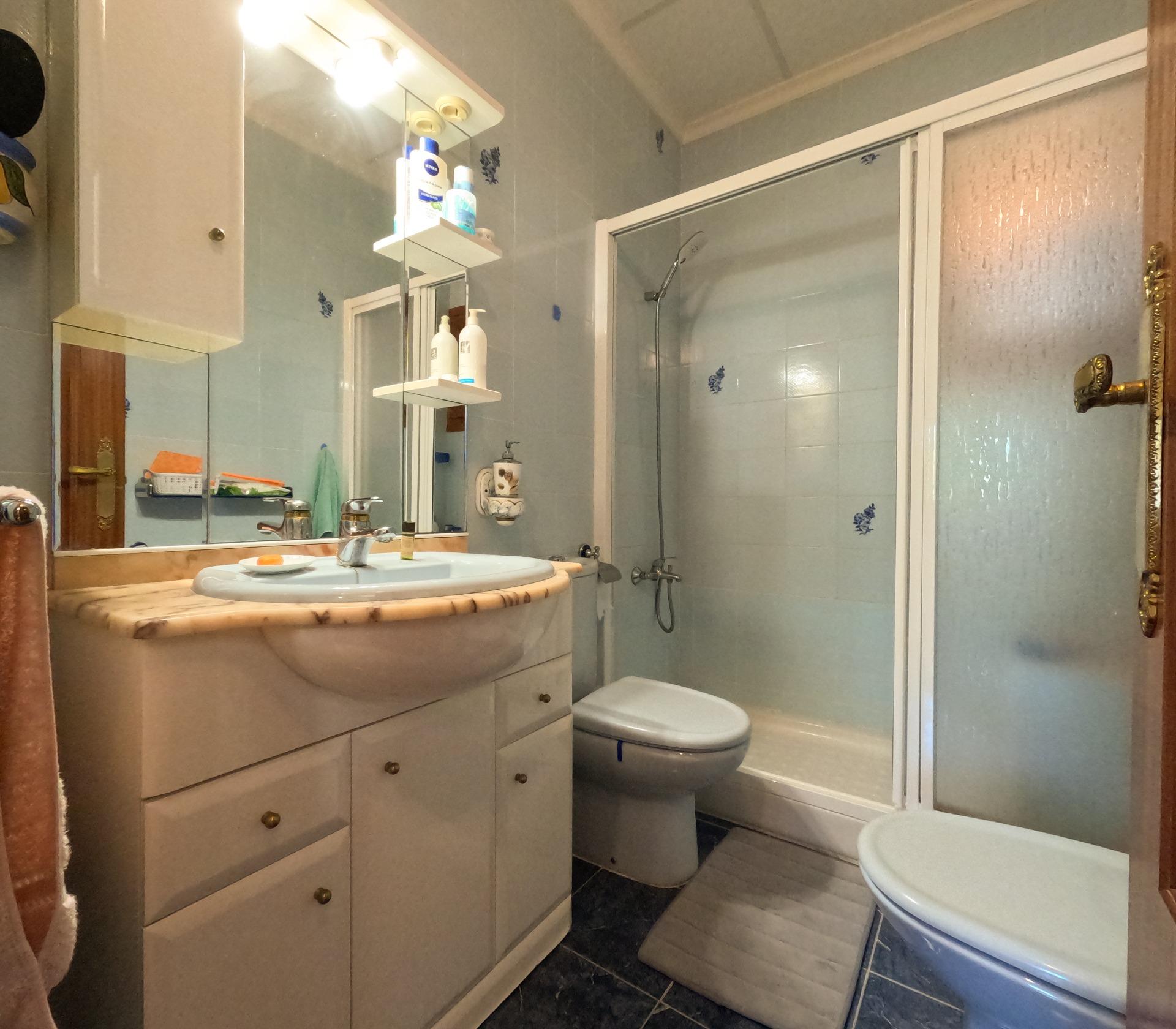 4 Bed, 2 Bath, HouseFor Sale, Torrevieja, Alicante