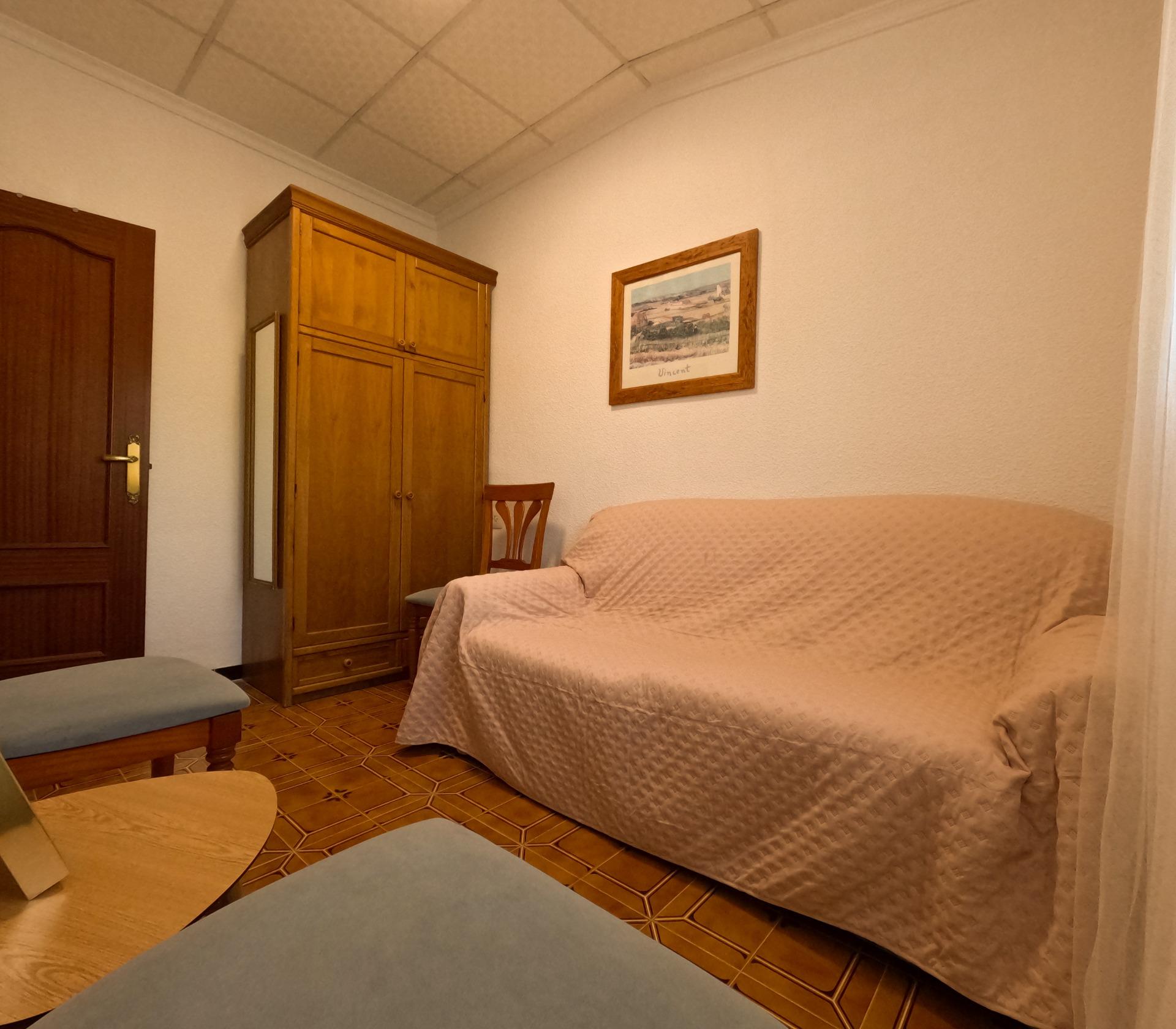 4 Bed, 2 Bath, HouseFor Sale, Torrevieja, Alicante