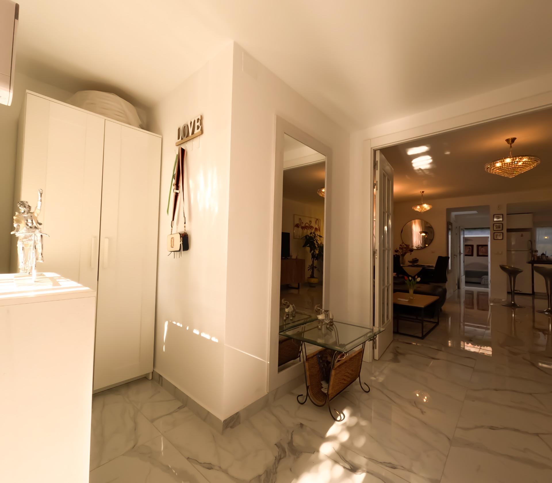 4 Bed, 2 Bath, HouseFor Sale, Torrevieja, Alicante