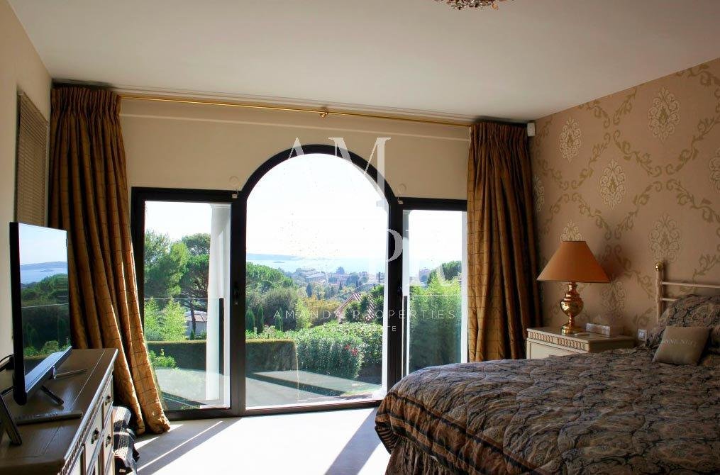 355 chemin des pertuades, Golfe-Juan, 06, 06220, 6 Bedrooms Bedrooms, ,For Sale,chemin des pertuades,249912