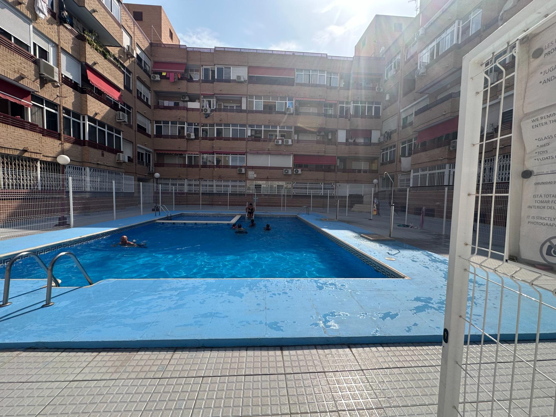 2 Bed, 1 Bath, ApartmentFor Sale, Torrevieja, Alicante