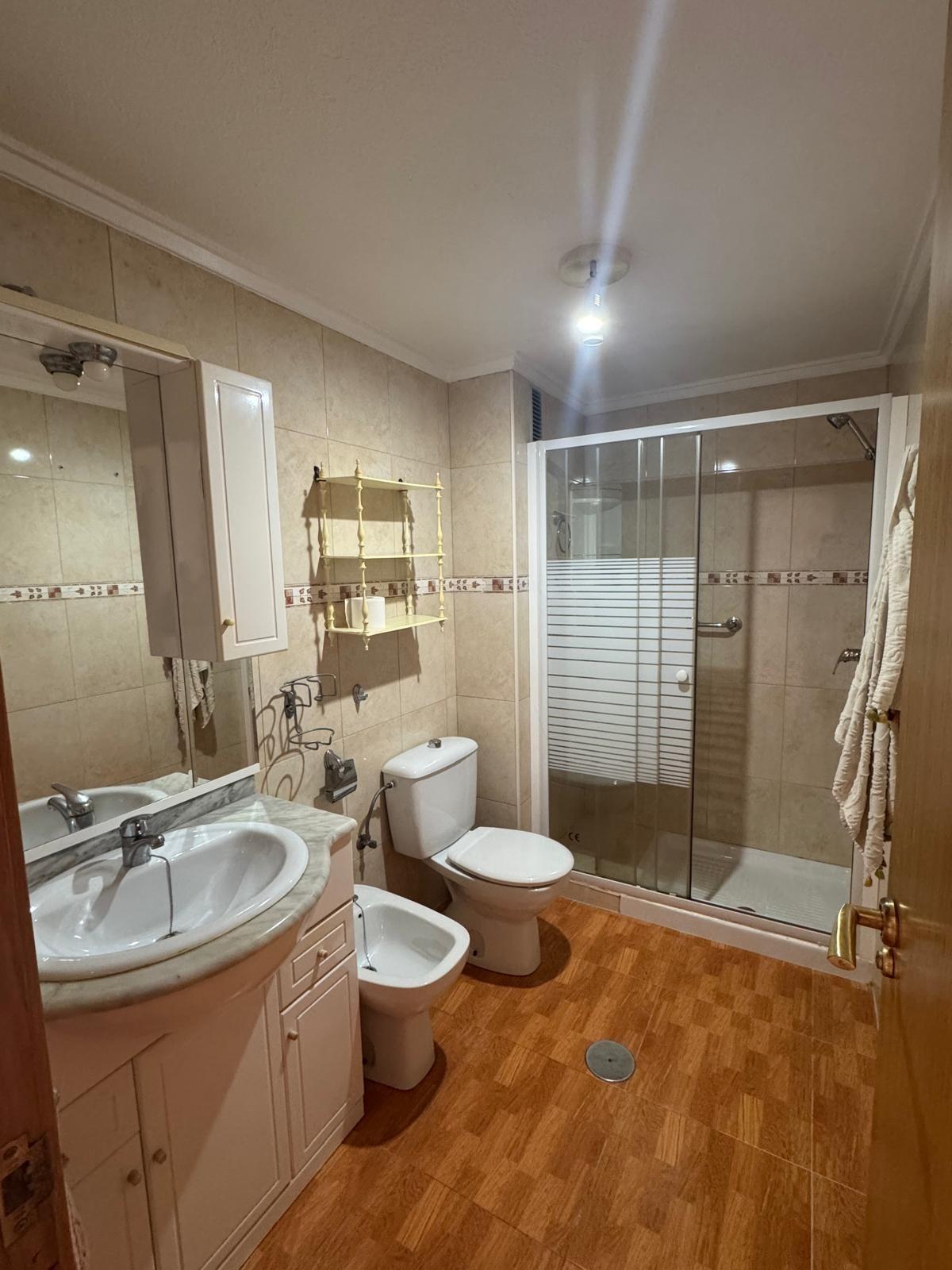 2 Bed, 1 Bath, ApartmentFor Sale, Torrevieja, Alicante