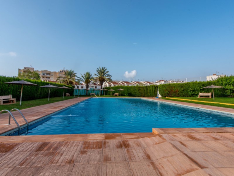 2 Bed, 1 Bath, HouseFor Sale, Torrevieja, Alicante