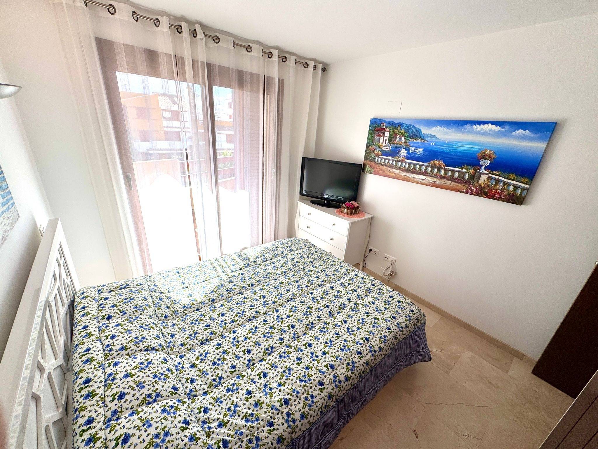 2 Bed, 1 Bath, ApartmentFor Sale, Torrevieja, Alicante