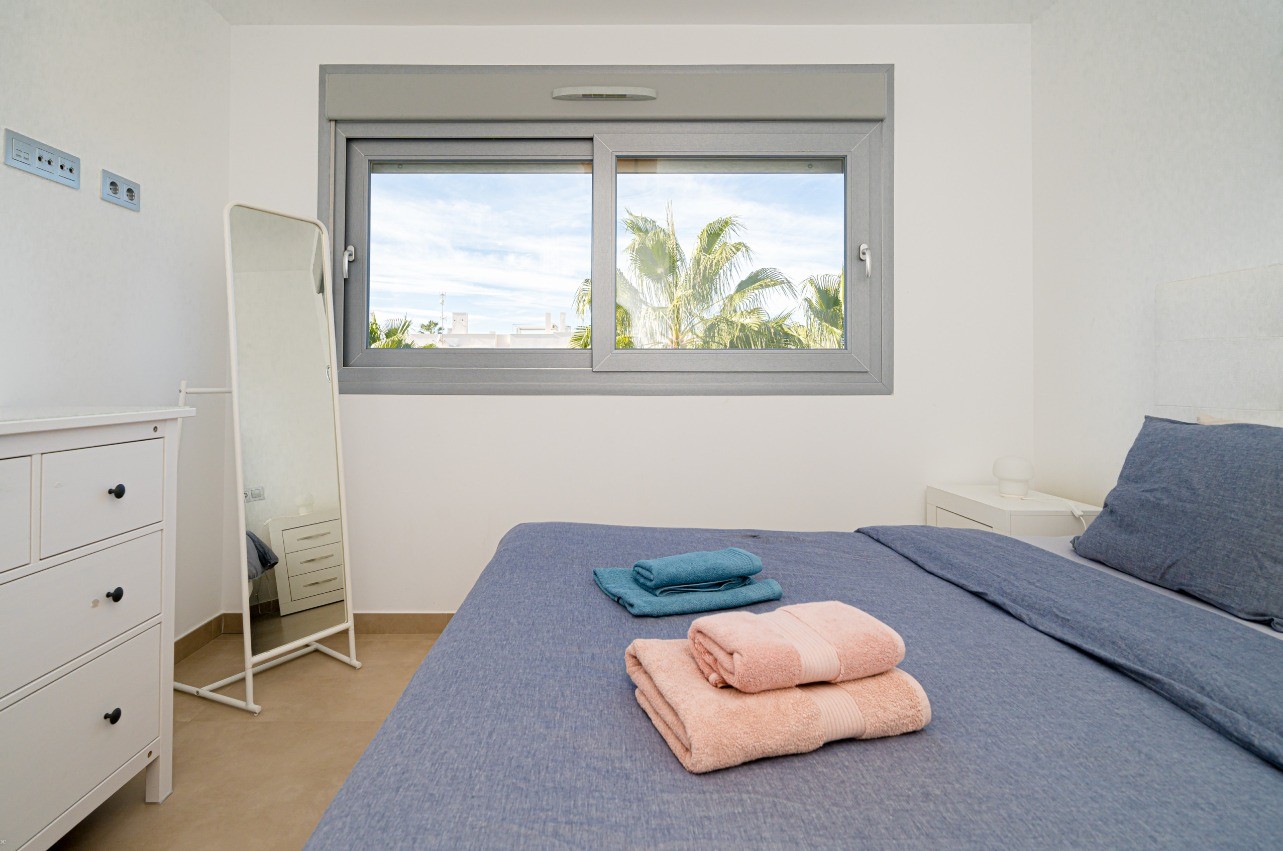 2 Bed, 2 Bath, ApartmentFor Sale, Vistabella Golf Entre Naranjos, Alicante