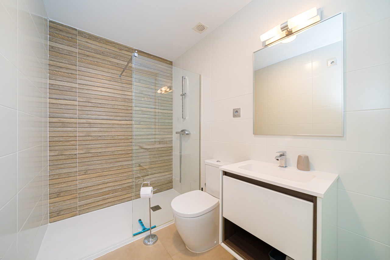 2 Bed, 2 Bath, ApartmentFor Sale, Vistabella Golf Entre Naranjos, Alicante