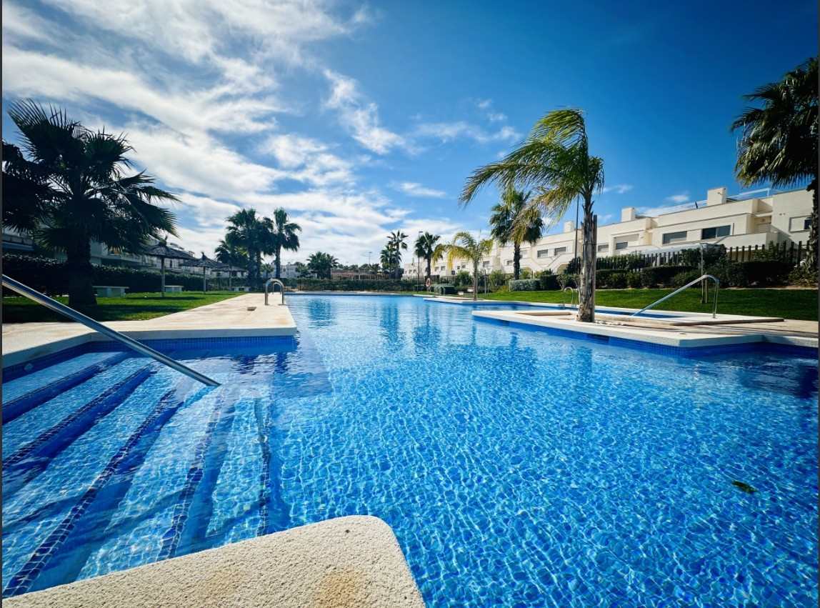 2 Bed, 2 Bath, ApartmentFor Sale, Vistabella Golf Entre Naranjos, Alicante