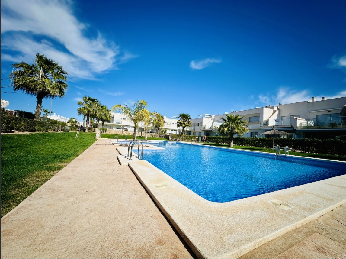 2 Bed, 2 Bath, ApartmentFor Sale, Vistabella Golf Entre Naranjos, Alicante