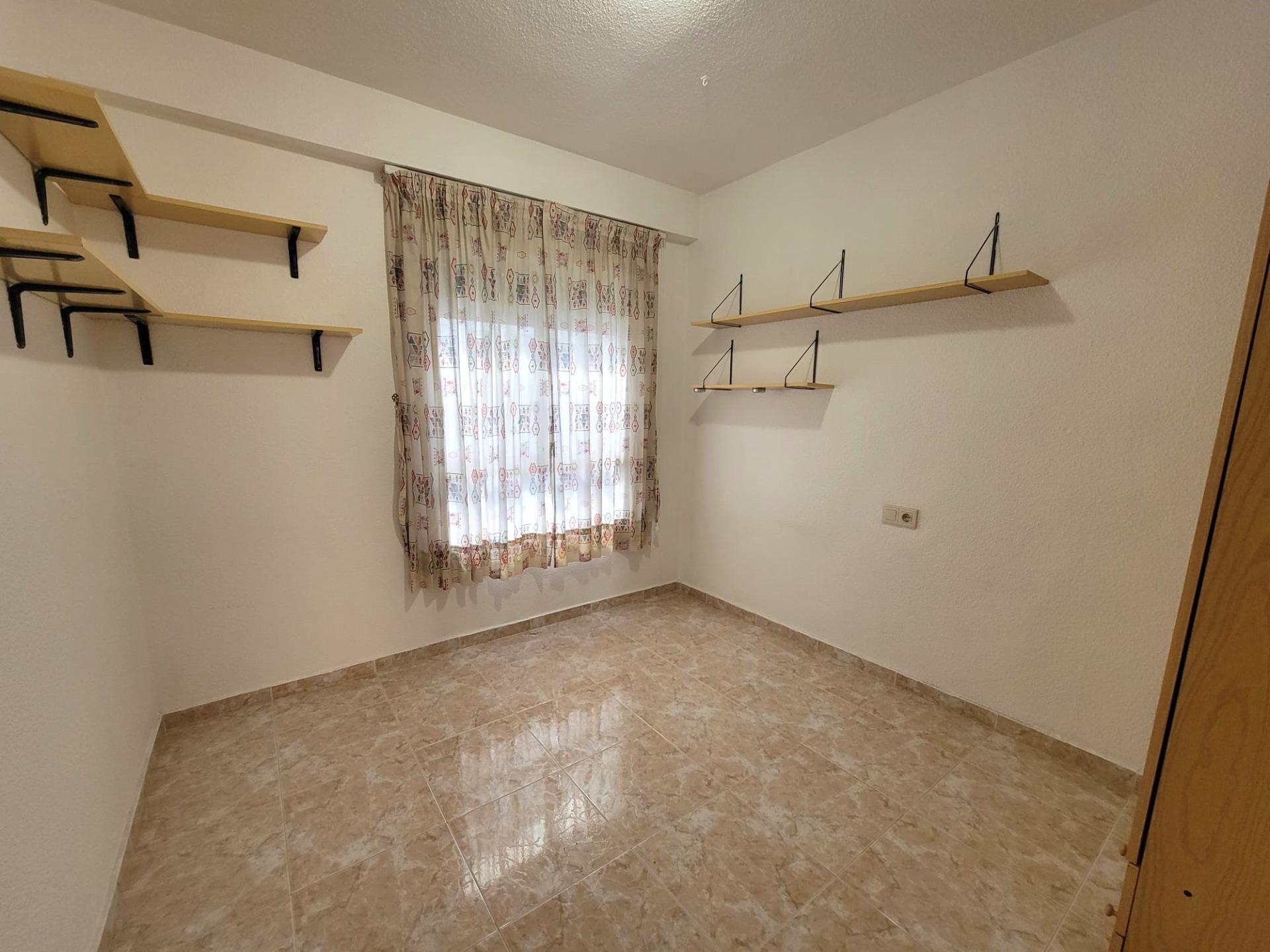 3 Bed, 2 Bath, ApartmentFor Sale, Torrevieja, Alicante