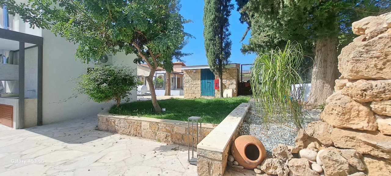 3 Bed, 2 Bath, HouseFor Sale, Tala, Paphos