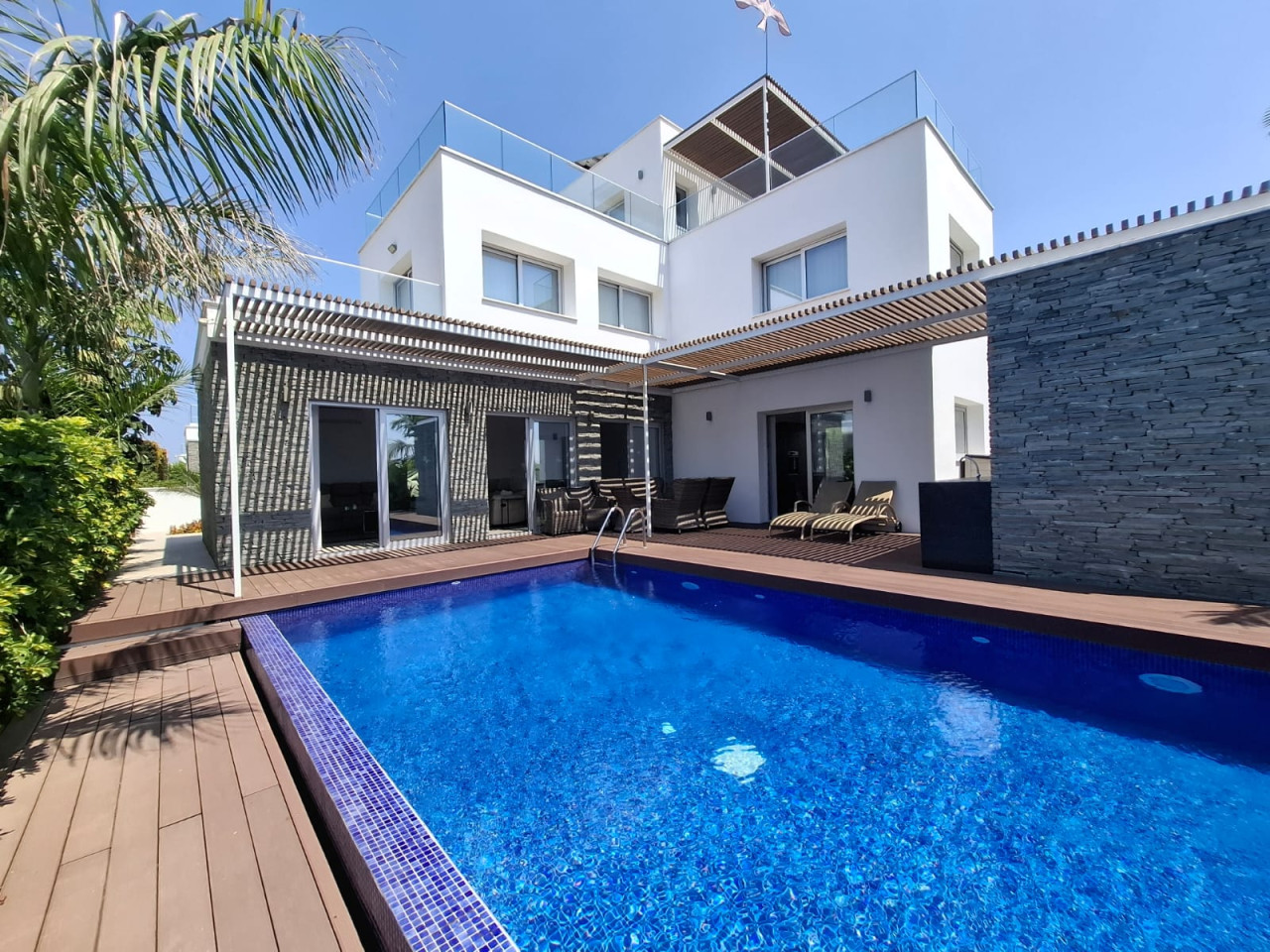 7 Bed, 6 Bath, HouseFor Sale, Kato Paphos, Paphos