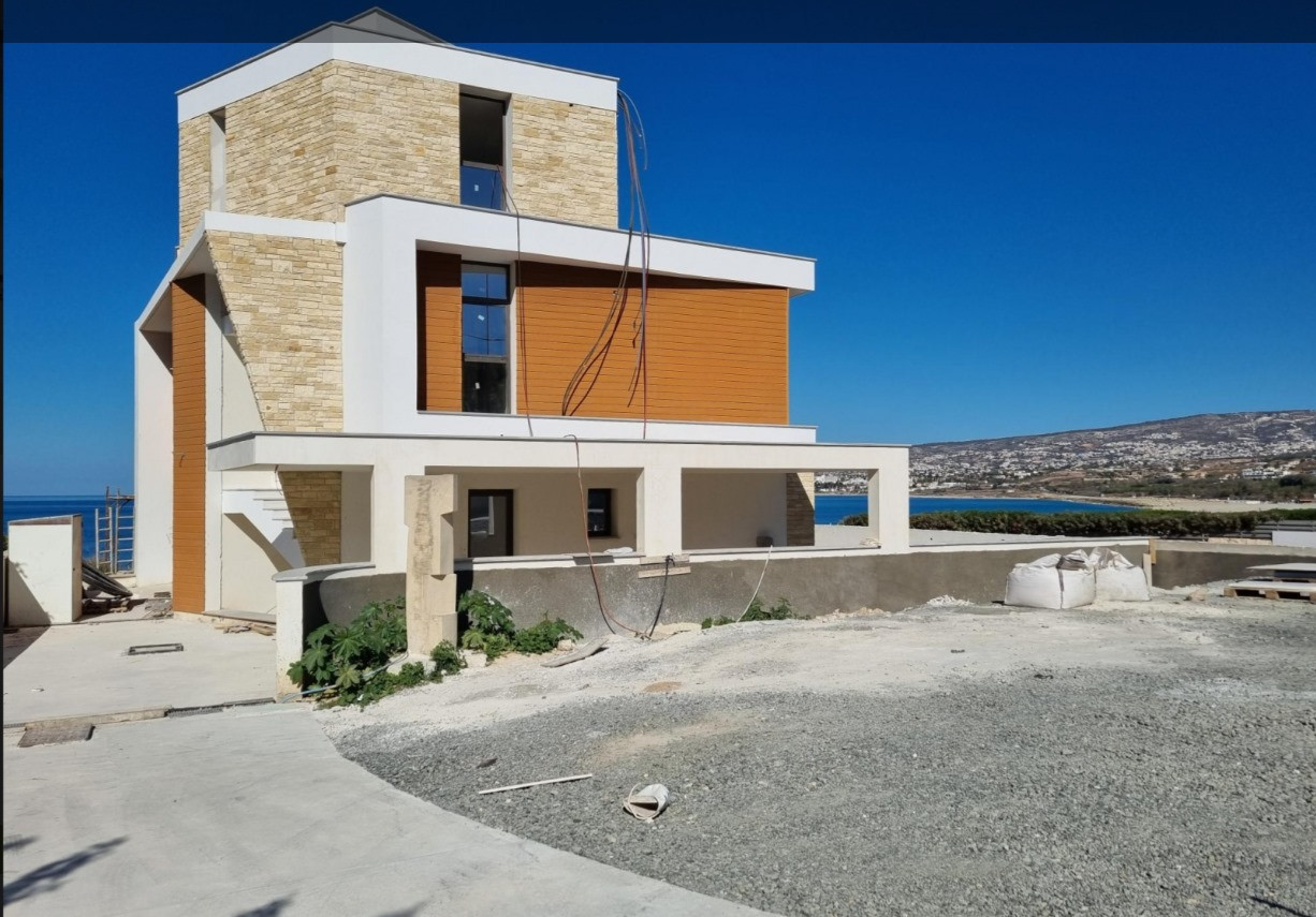 4 Bed, 4 Bath, HouseFor Sale, Kissonerga, Paphos