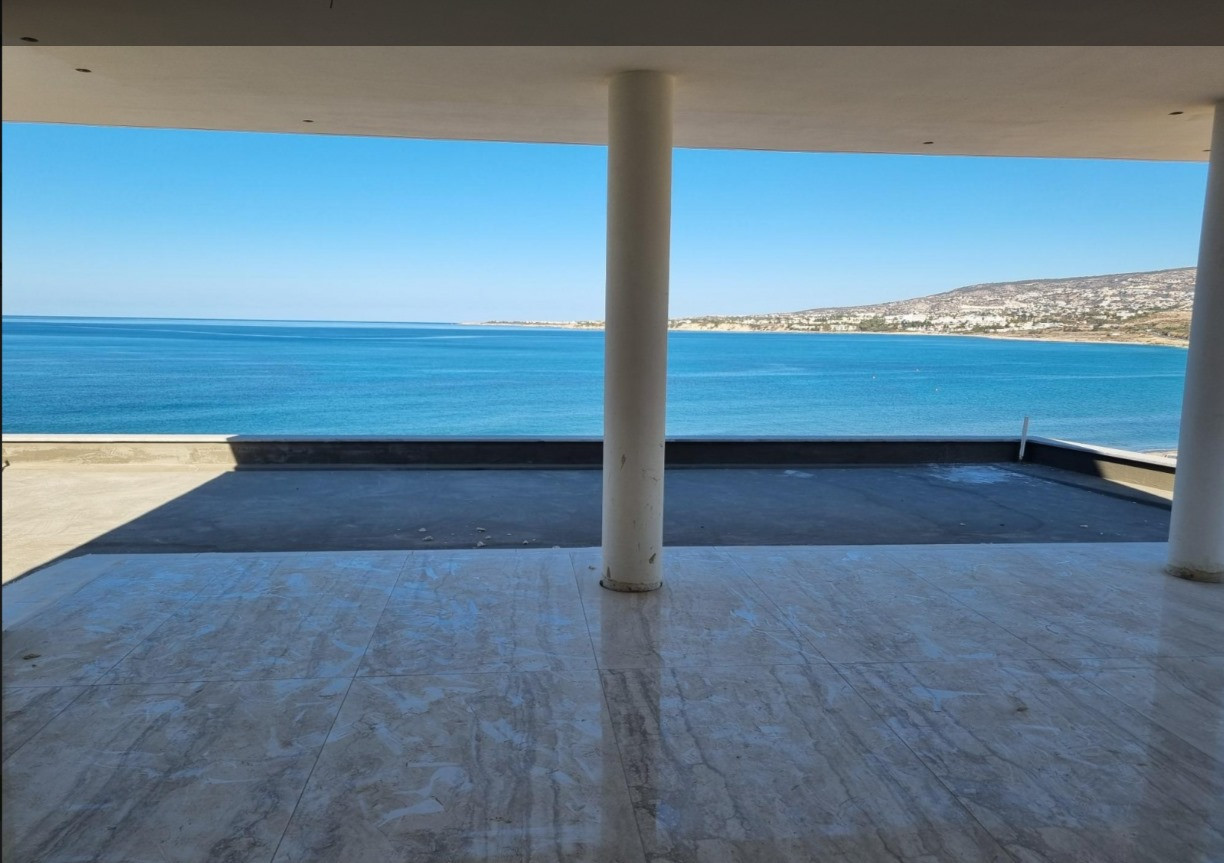 4 Bed, 4 Bath, HouseFor Sale, Kissonerga, Paphos