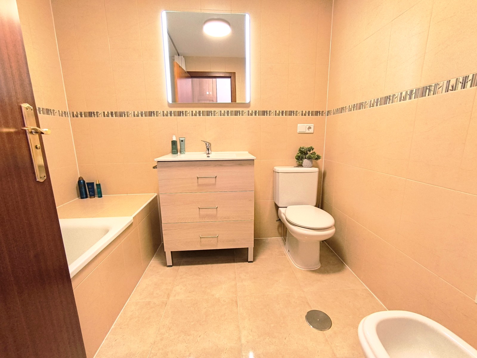 4 Bed, 3 Bath, HouseFor Sale, Bigastro, Alicante