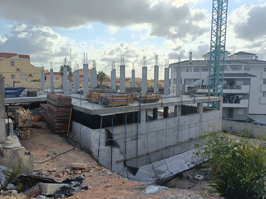 2 Bed, 2 Bath, ApartmentFor Sale, Dehesa de Campoamor, Alicante