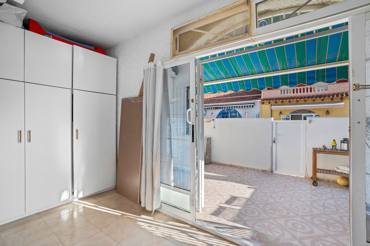 2 Bed, 1 Bath, HouseFor Sale, Torrevieja, Alicante