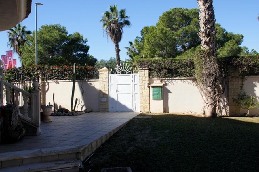 4 Bed, 5 Bath, HouseFor Sale, Ciudad Quesada, Alicante