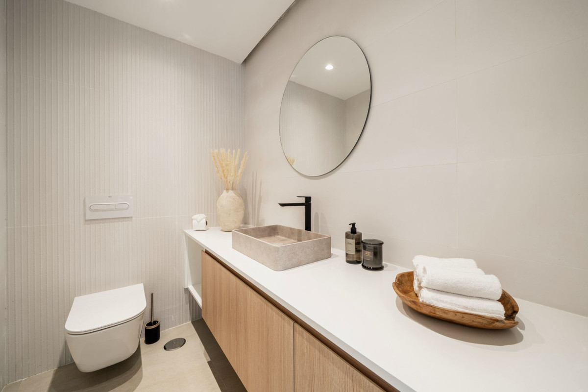 5 Bed, 5 Bath, HouseFor Sale, San Pedro de Alcantara, Malaga