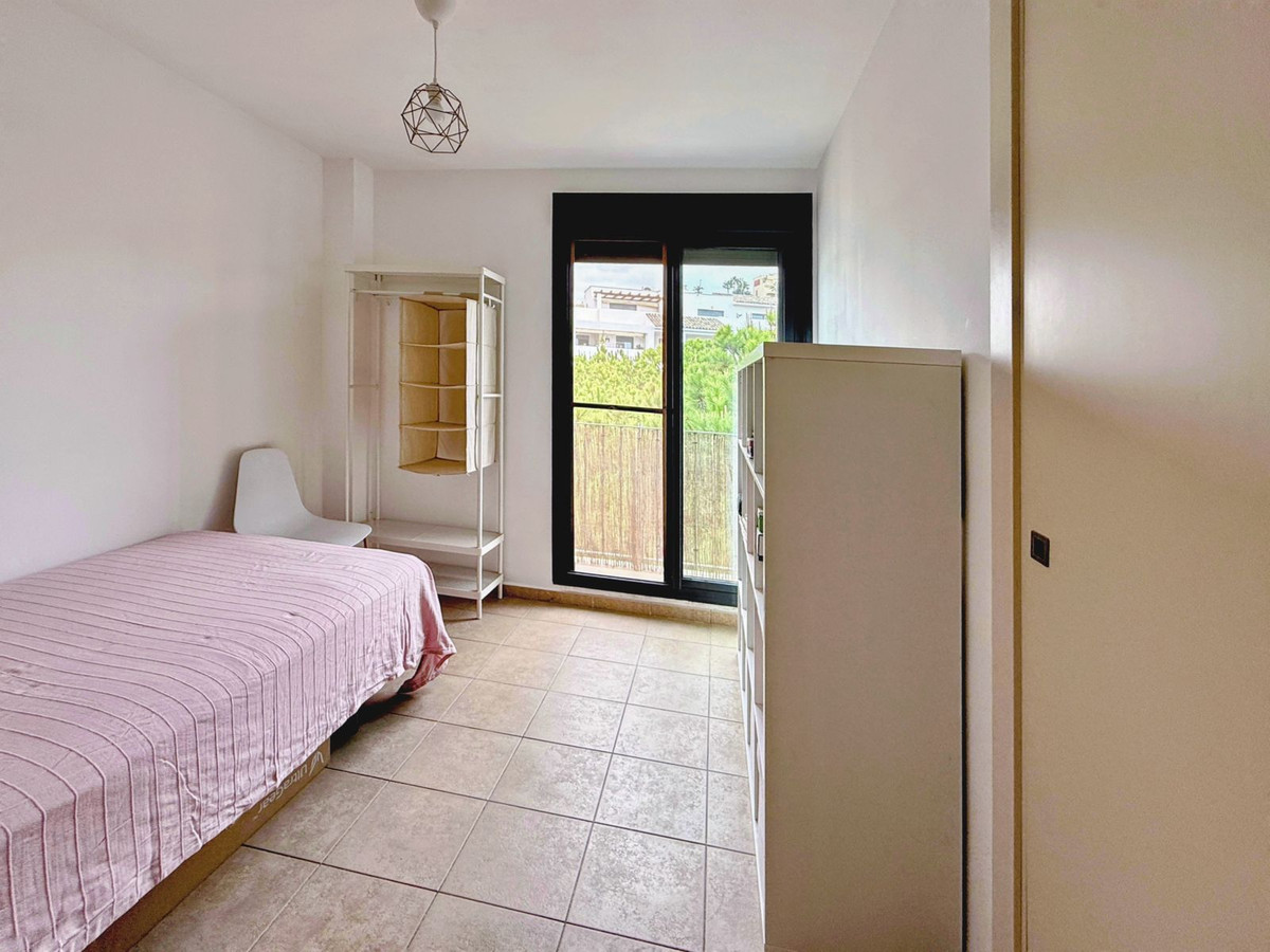 3 Bed, 2 Bath, ApartmentFor Sale, La Cala de Mijas, Malaga