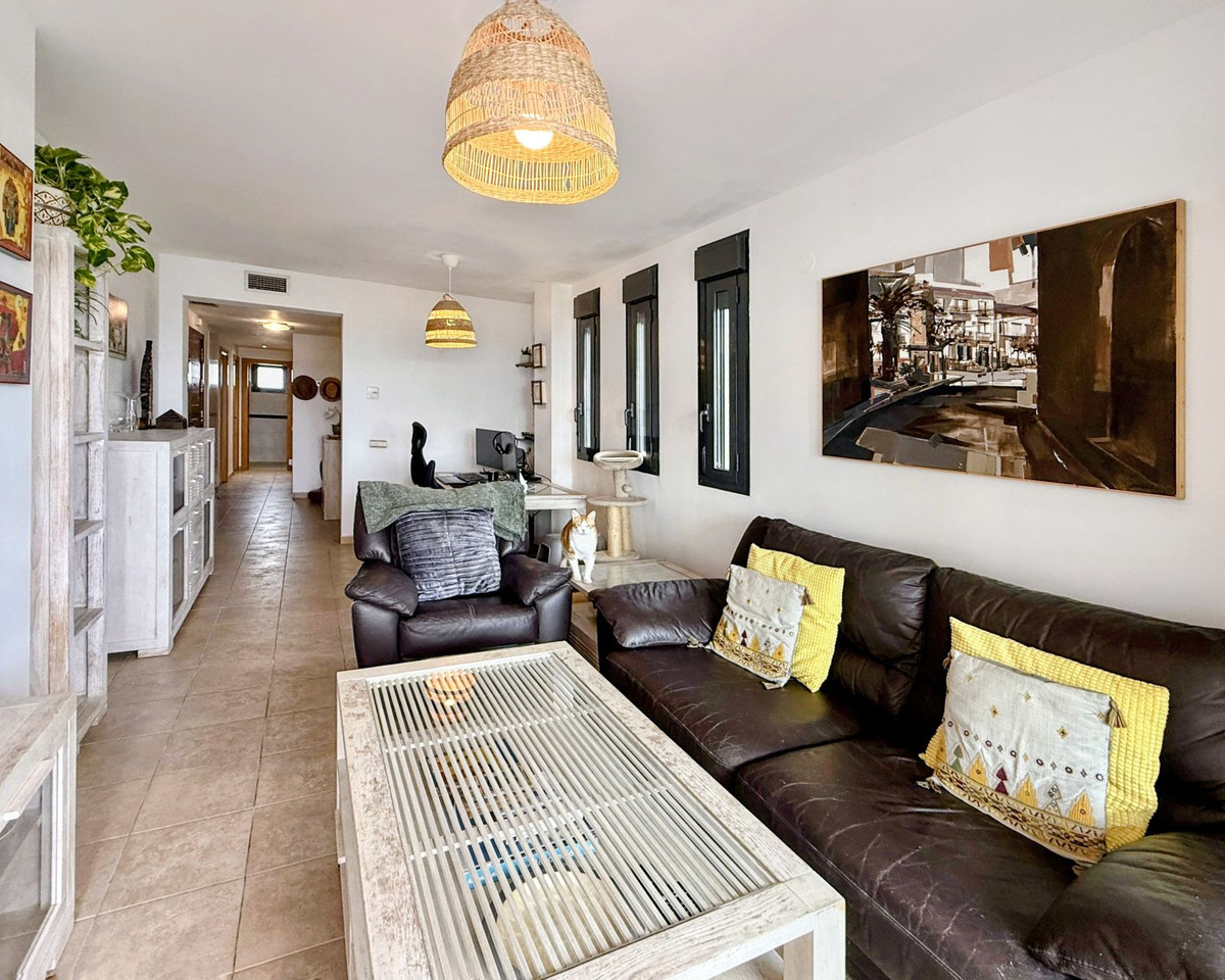 3 Bed, 2 Bath, ApartmentFor Sale, La Cala de Mijas, Malaga