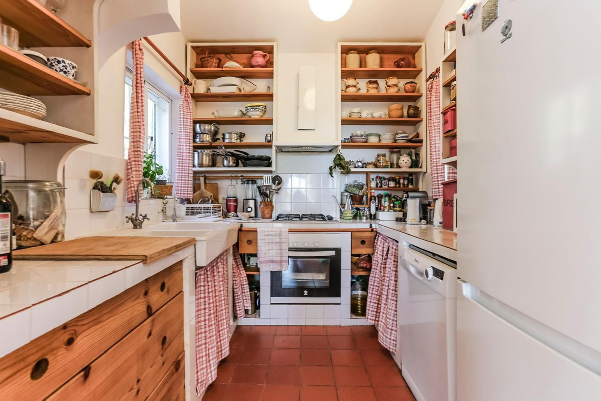 3 Bed, 3 Bath, HouseFor Sale, Estepona, Malaga