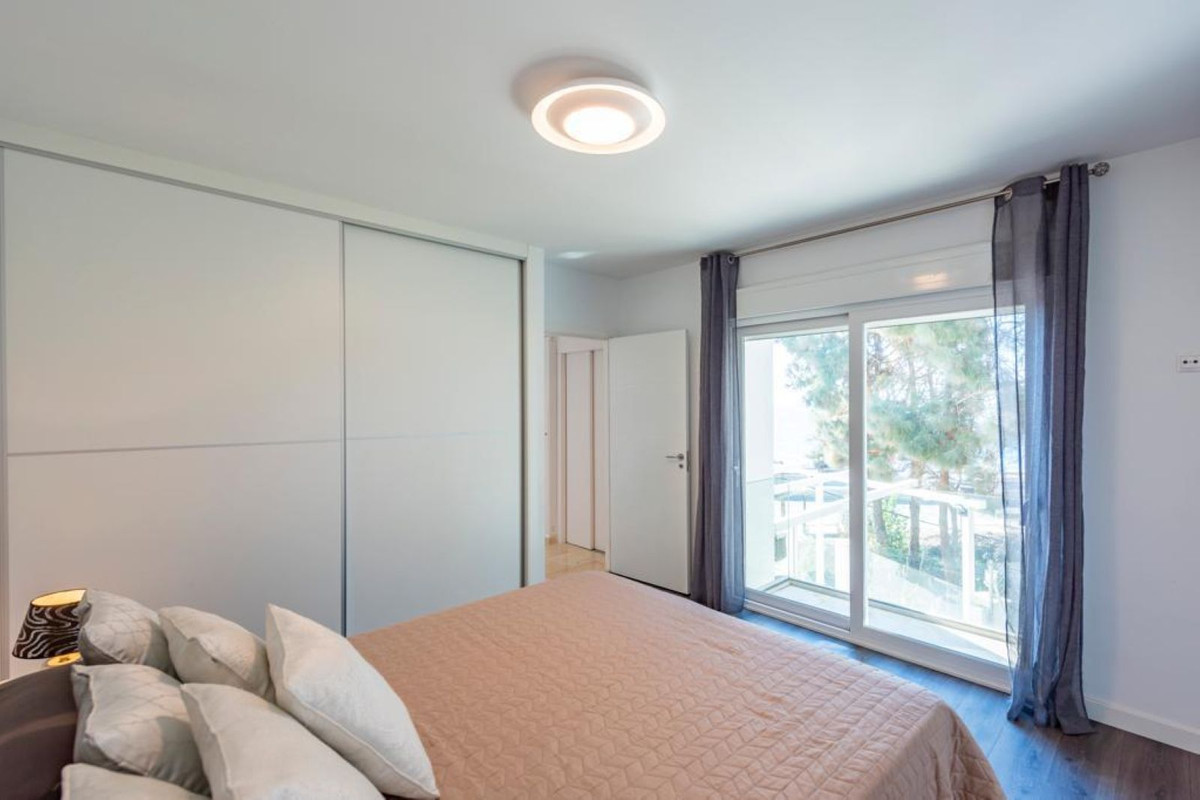 6 Bed, 7 Bath, HouseFor Sale, El Chaparral, Malaga