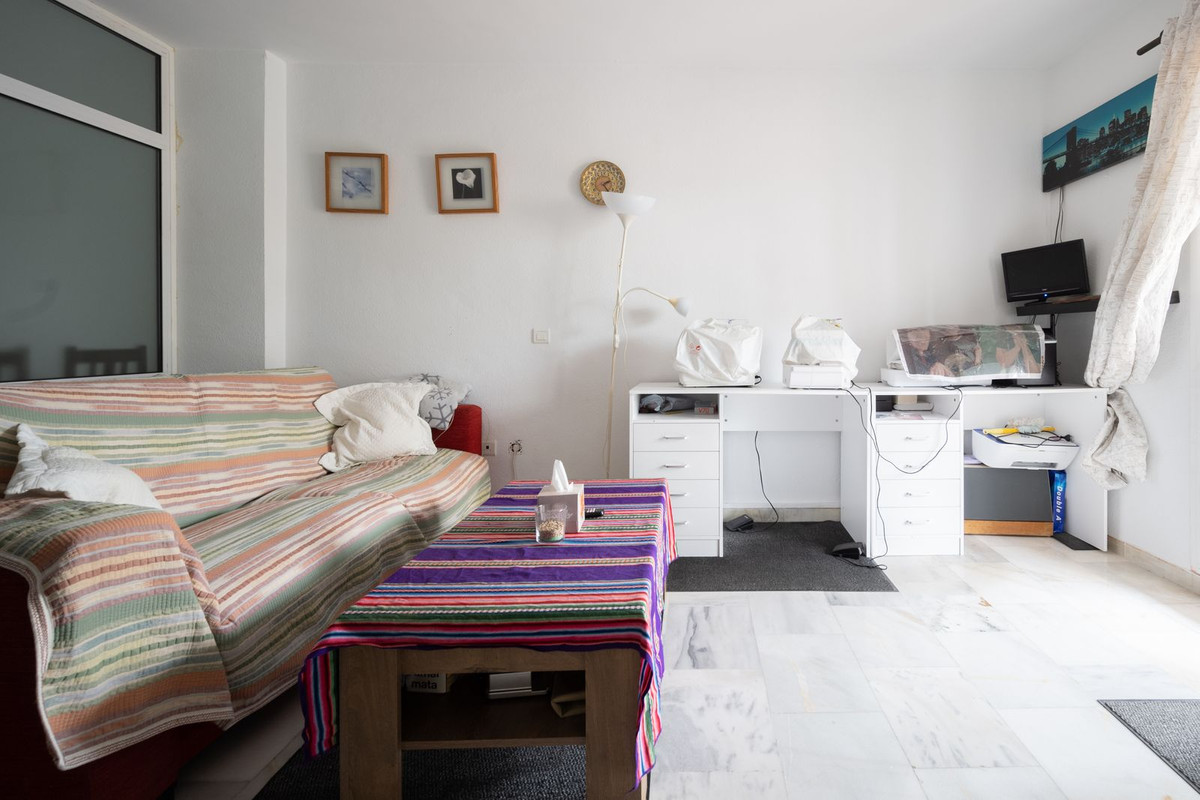 3 Bed, 2 Bath, ApartmentFor Sale, Riviera Del Sol, Malaga