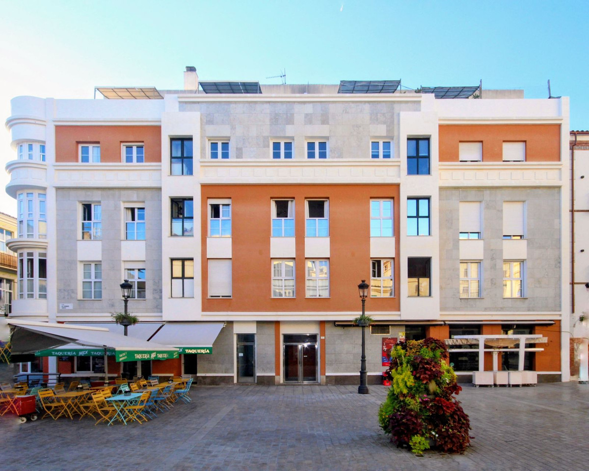 2 Bed, 1 Bath, ApartmentFor Sale, Malaga, Malaga