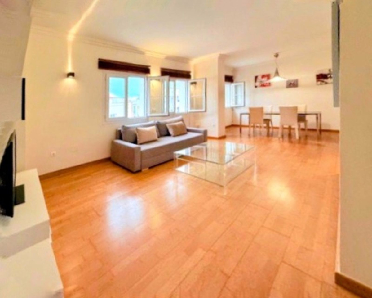 2 Bed, 1 Bath, ApartmentFor Sale, Malaga, Malaga