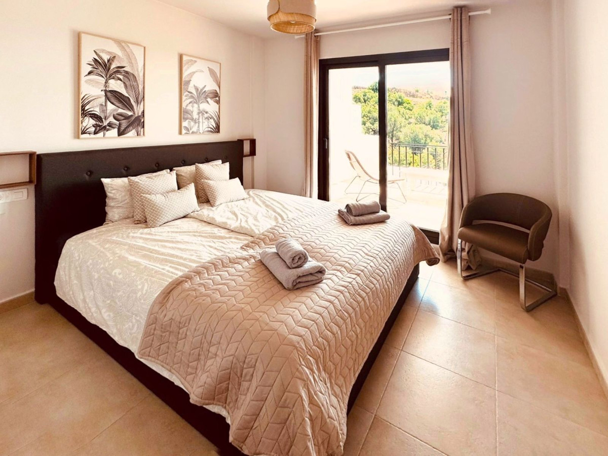 2 Bed, 2 Bath, ApartmentFor Sale, Los Monteros, Malaga