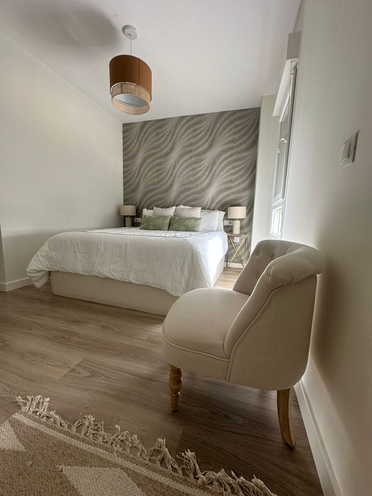 3 Bed, 2 Bath, ApartmentFor Sale, Nueva Andalucia, Malaga