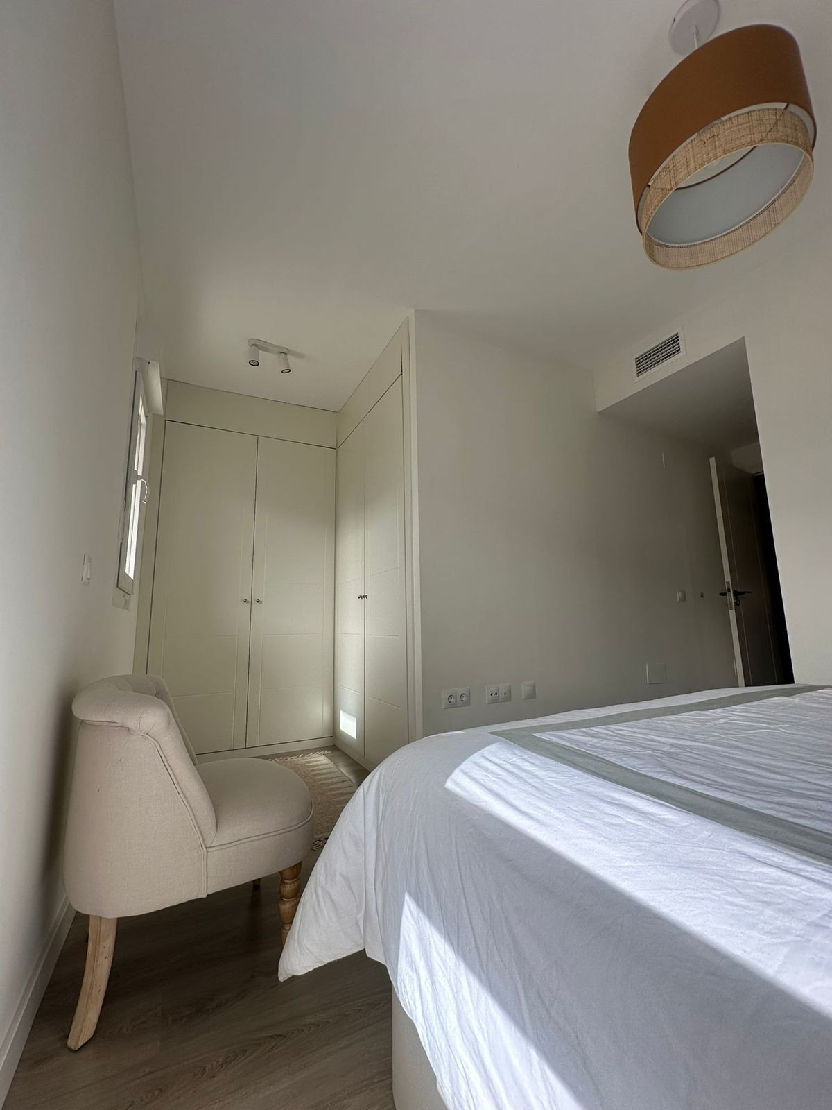 3 Bed, 2 Bath, ApartmentFor Sale, Nueva Andalucia, Malaga